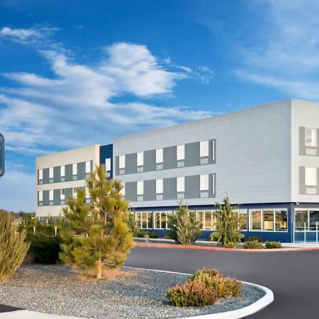 Holiday Inn Express & Suites George - Quincy South By Ihg Exterior photo