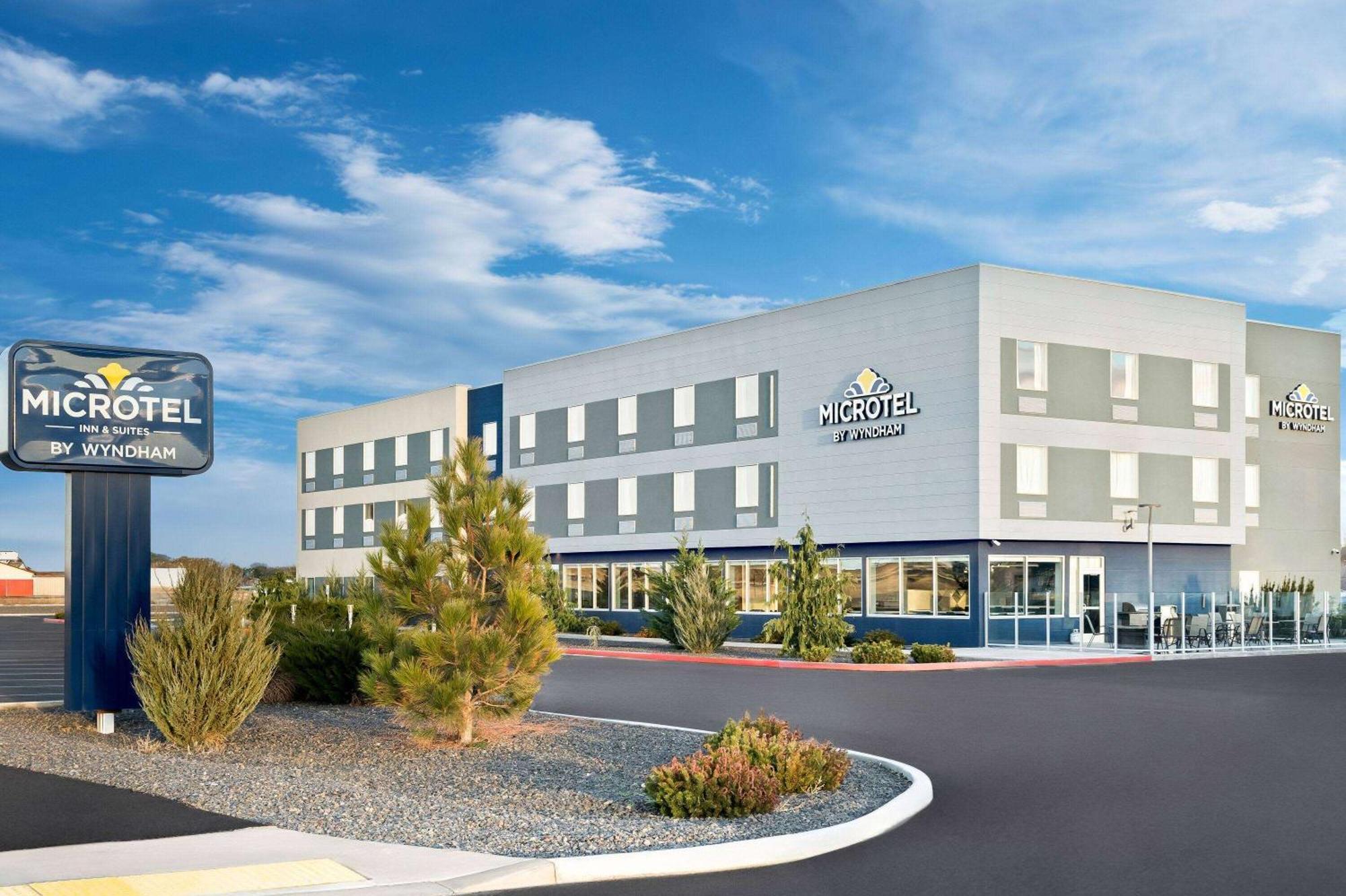 Holiday Inn Express & Suites George - Quincy South By Ihg Exterior photo