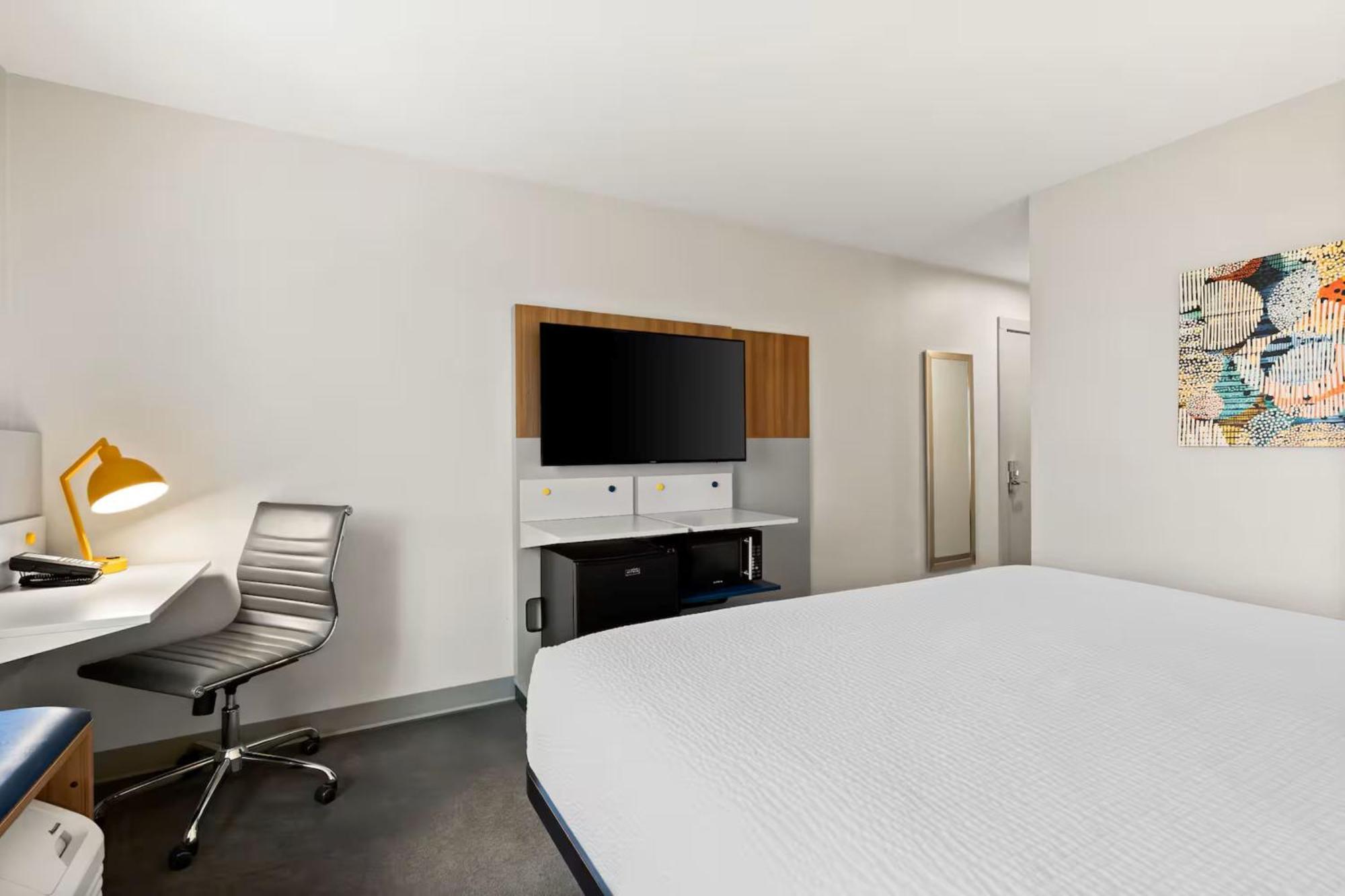 Holiday Inn Express & Suites George - Quincy South By Ihg Exterior photo